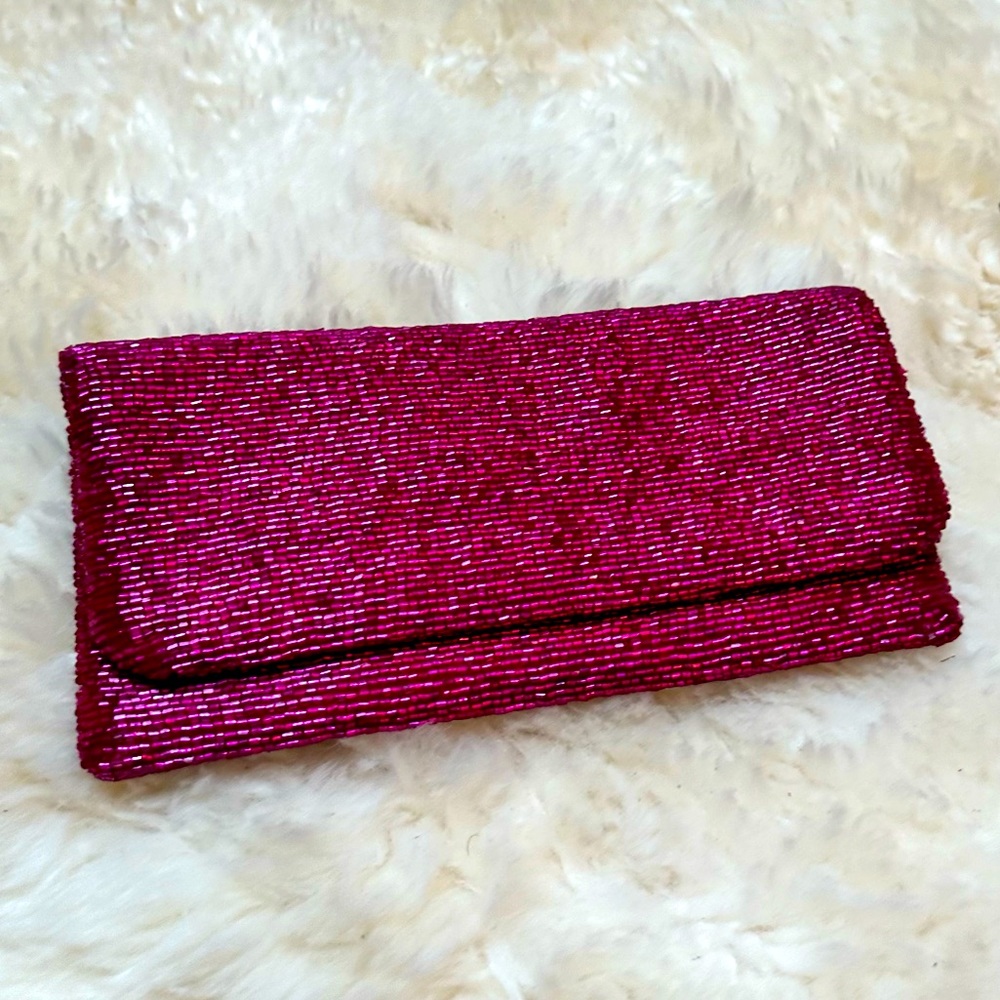 MOYNA Foldover Beaded Clutch Purse in Barbie Pink